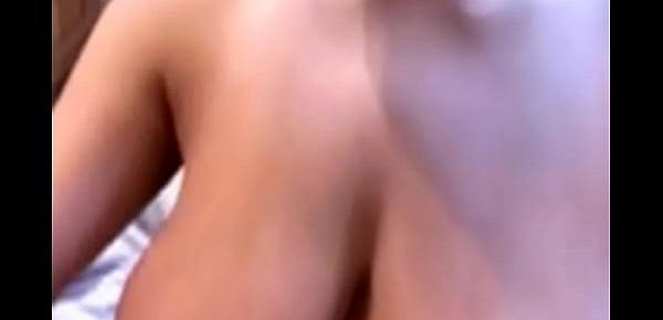 trendsFriendly Massage Becomes A Blowjob And Making Feel
